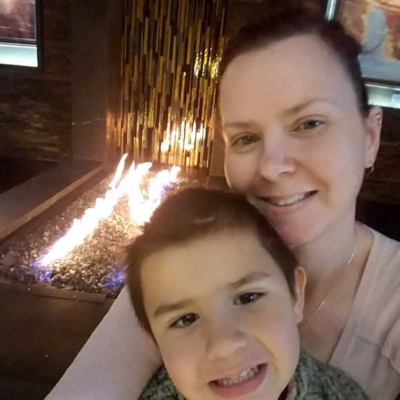 Meet your Posher, Glenna - Picture 1 of 1